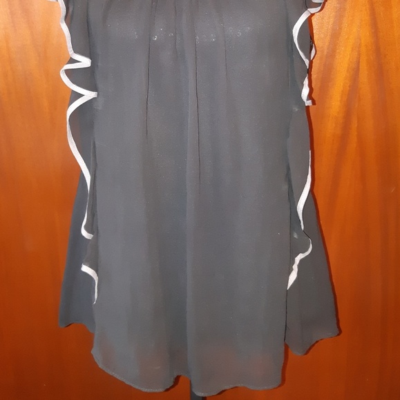 Ravel Black Gray Trim Blouse Size Medium - Picture 2 of 8